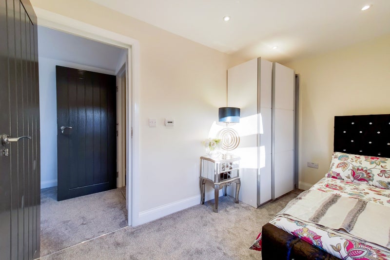 An Amazing Newly Refurbished Apartment to Share - student accommodation in Camberwell - img_2
