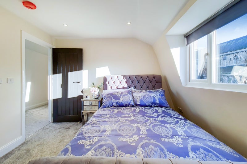 An Amazing Newly Refurbished Apartment to Share - student accommodation in Camberwell - img_1