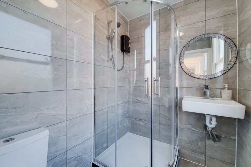 An Amazing Newly Refurbished Apartment to Share - student accommodation in Camberwell - img_6
