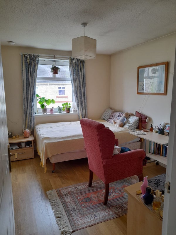 An en-suite room in a two-bedroom flat - student accommodation in Edinburgh - img_1