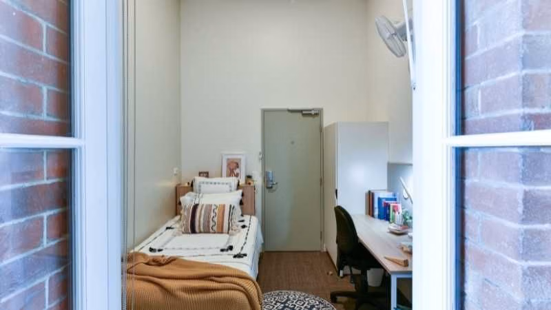 Room for Rent in Bowen Hills, Brisbane | $360, Furnished, Own bathroom student accommodation in Herston - img_33