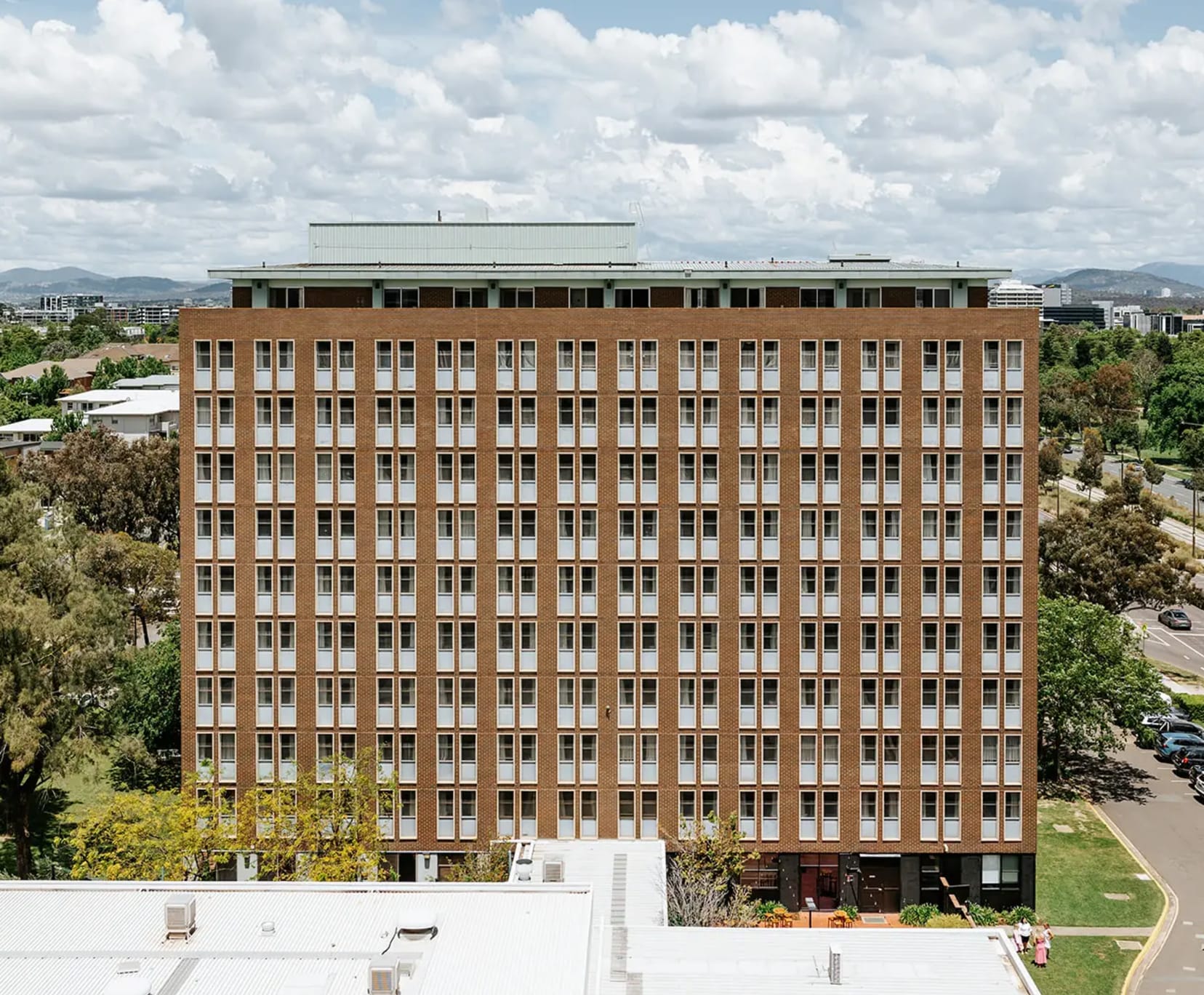 Student Accommodation for Rent in Braddon, Canberra | $300, Furnished, Shared bathroom - student accommodation in Canberra - img_1