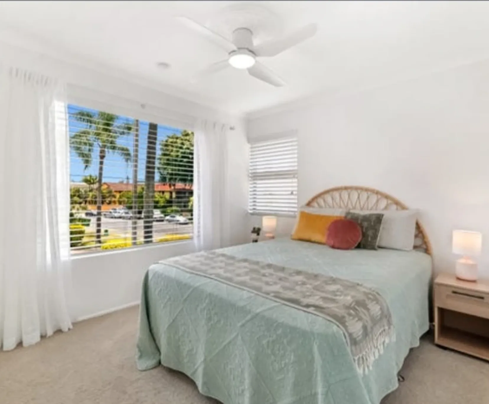 Room for Rent in Mermaid Waters, Gold Coast | $375, Furnished, Shared bathroom - student accommodation in Gold Coast - img_6