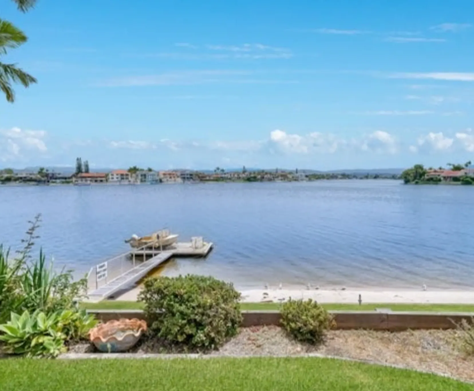 Room for Rent in Mermaid Waters, Gold Coast | $375, Furnished, Shared bathroom - student accommodation in Gold Coast - img_9