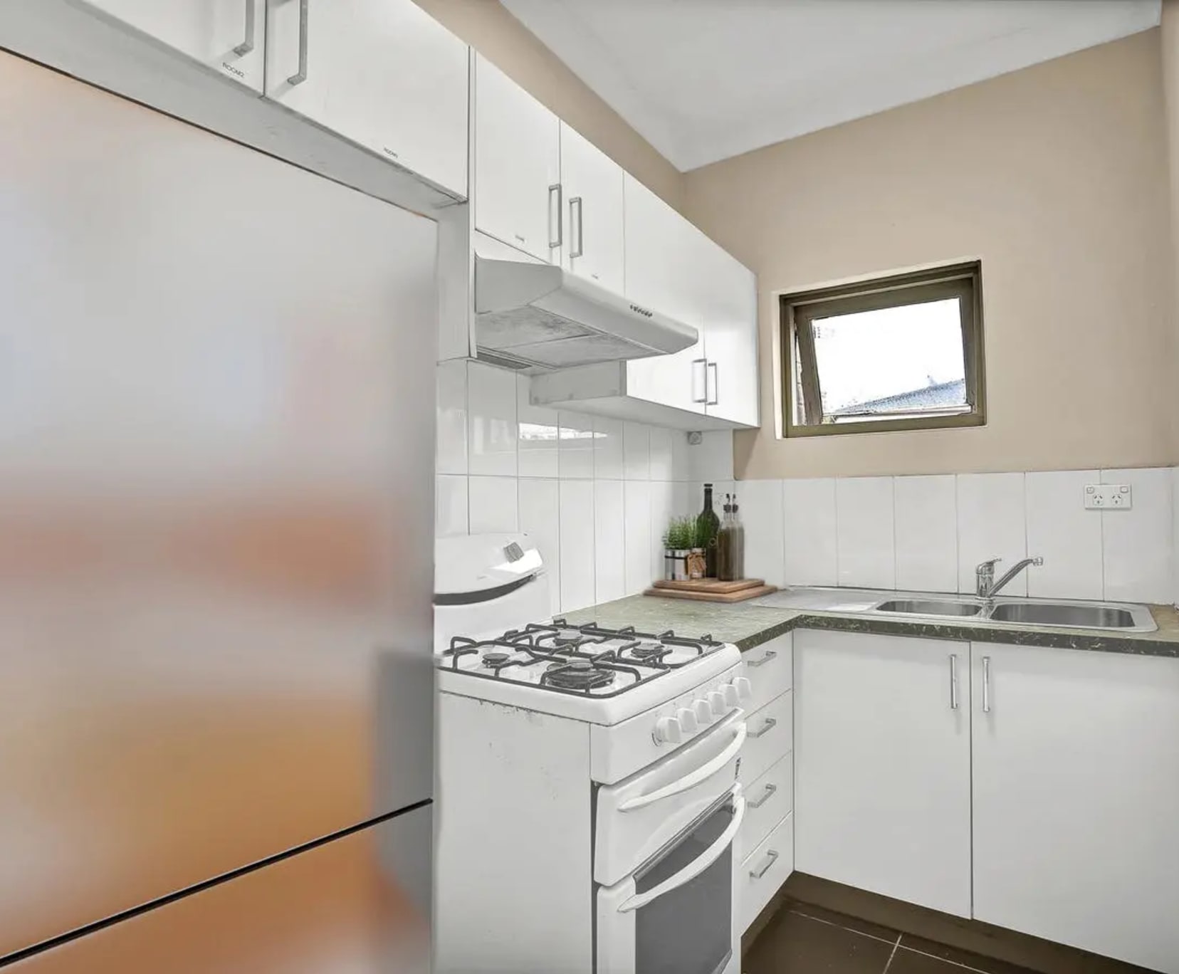 Room for Rent in Stanmore, Sydney | $250, Furnished, Shared bathroom - student accommodation in Sydney - img_5