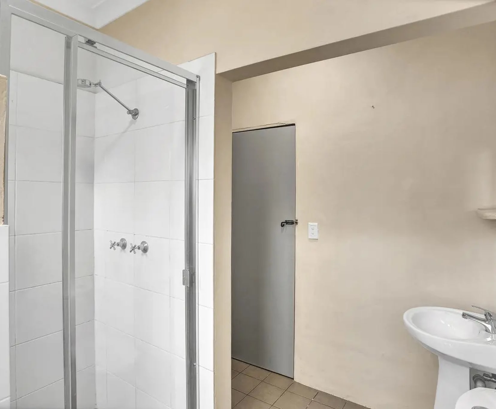 Room for Rent in Stanmore, Sydney | $250, Furnished, Shared bathroom - student accommodation in Sydney - img_6