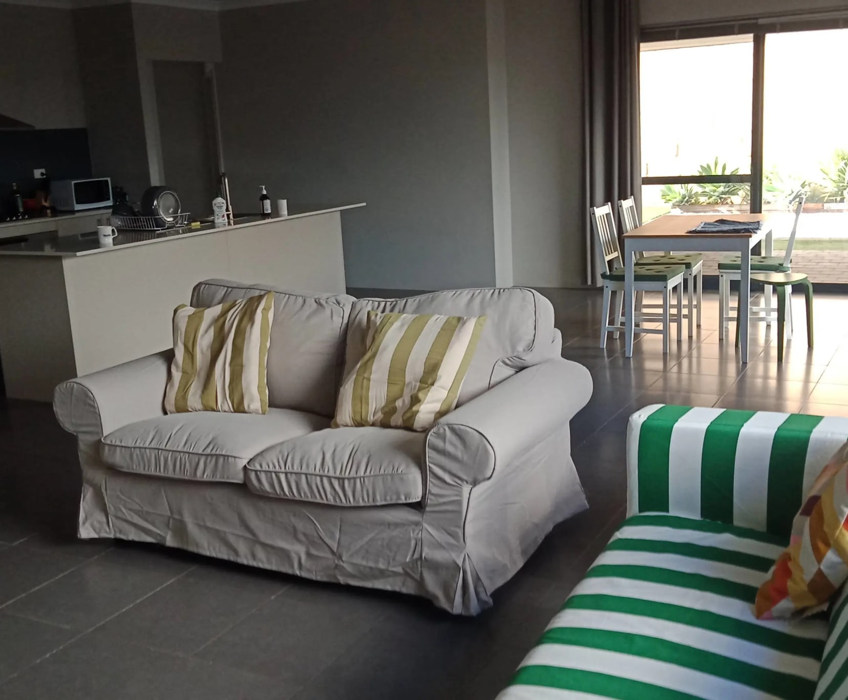 Room for Rent in Wellard, Perth | $250, Flexible with furnishings, Shared bathroom - student accommodation in Perth - img_5