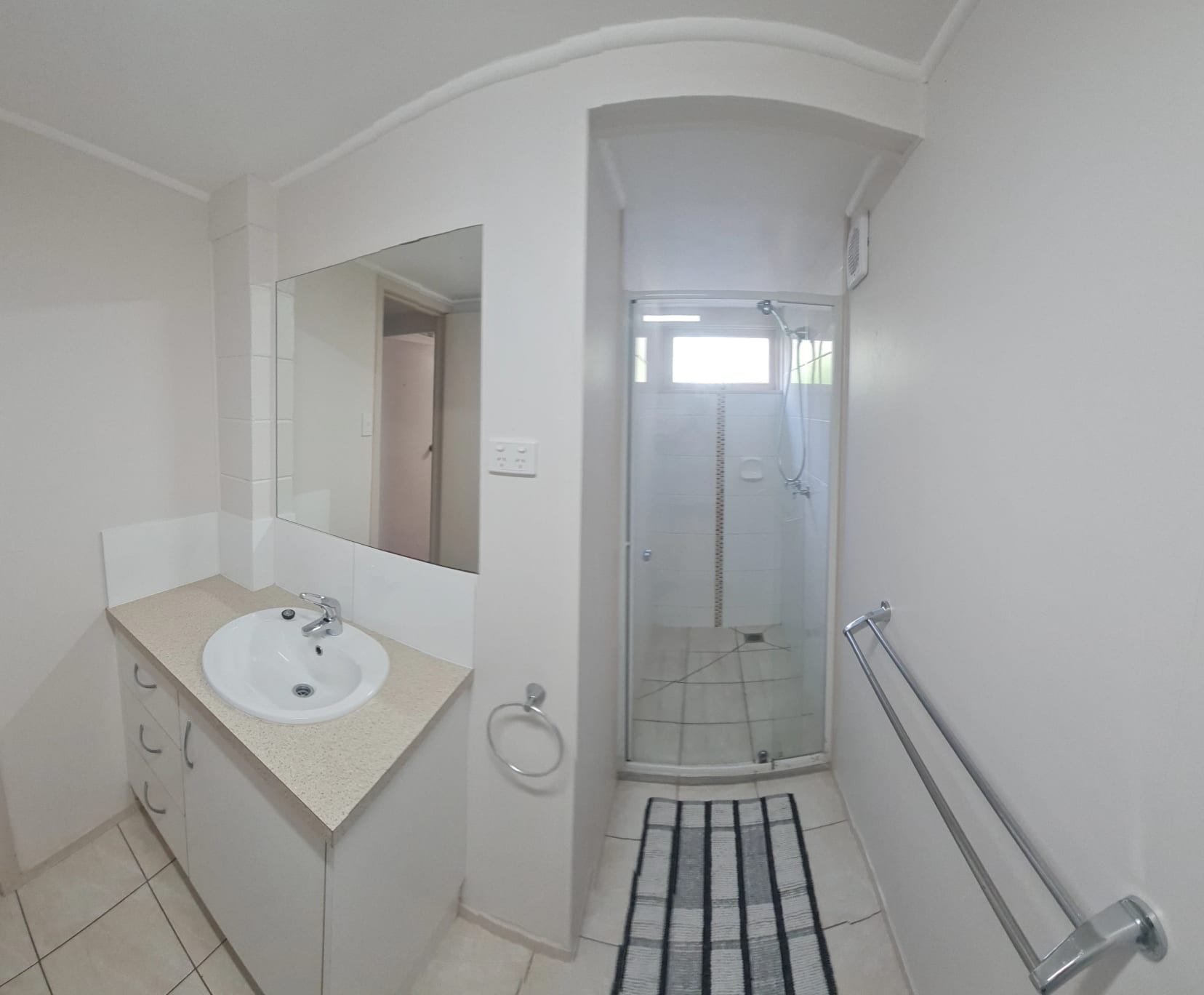3 Rooms for Rent in Labrador, Gold Coast | $275, Furnished, Shared bathroom - student accommodation in Gold Coast - img_5