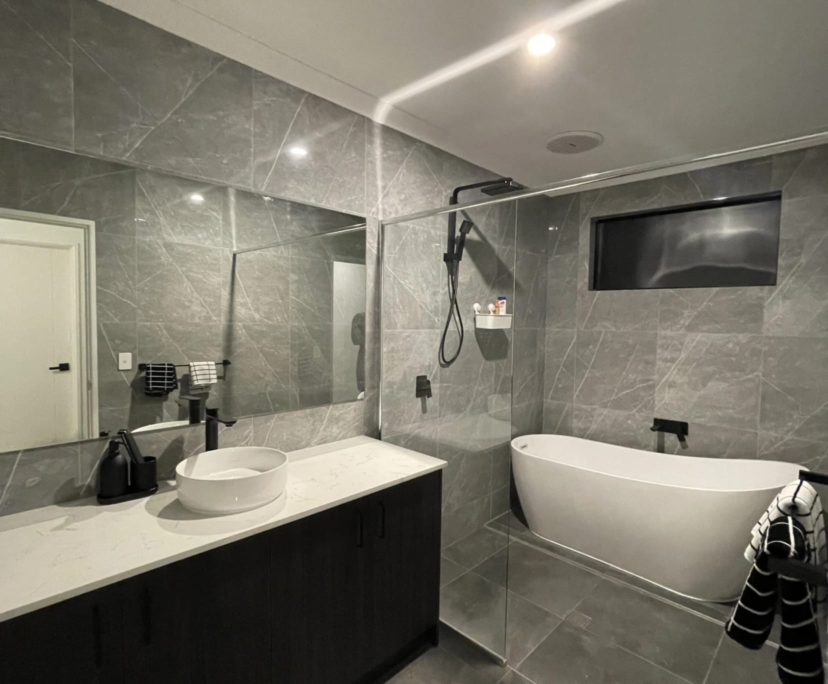 Room for Rent in Wellard, Perth | $270, Furnished, Own bathroom - student accommodation in Perth - img_3