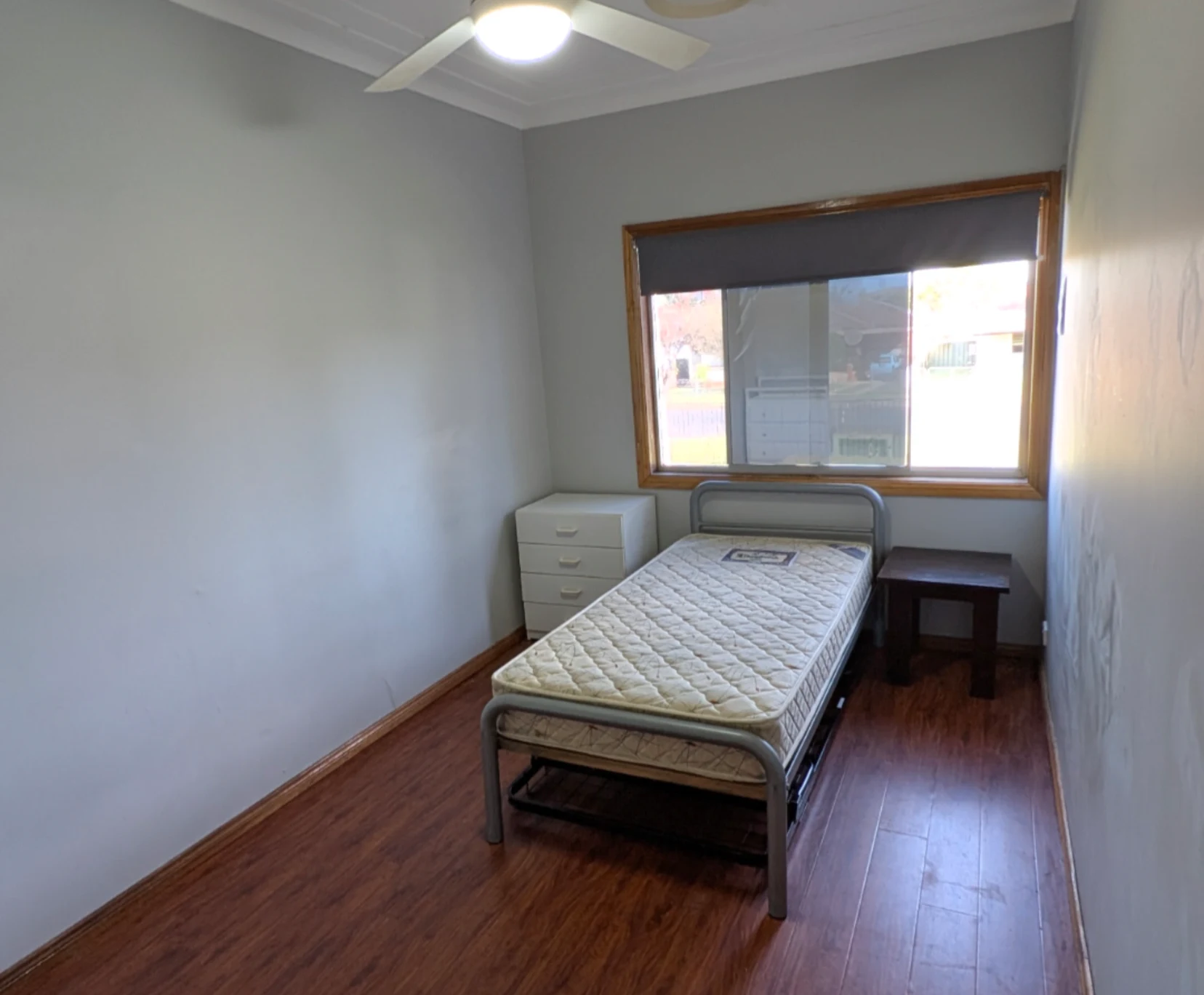 Room for Rent in Bardia, Sydney | $300, Furnished, Shared bathroom student accommodation in Sydney - img_1