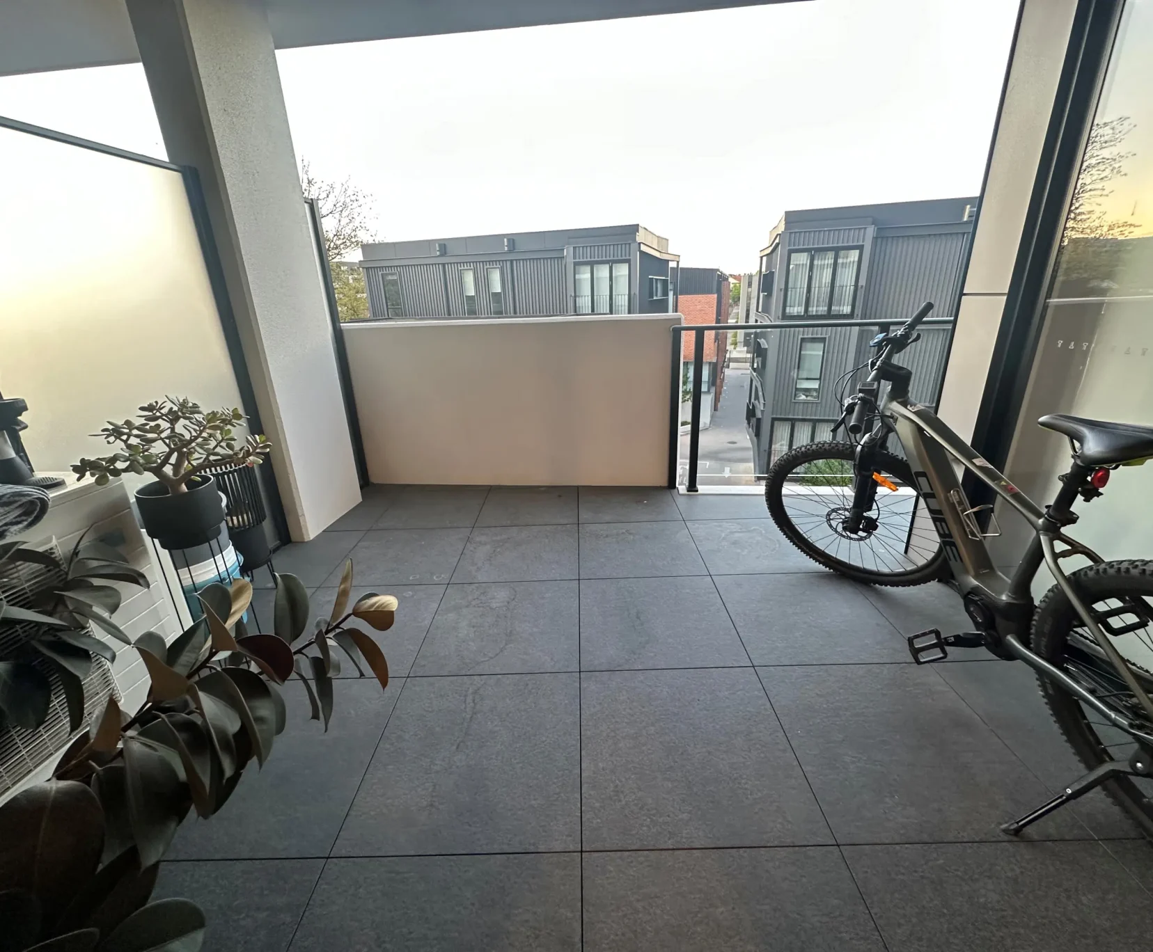Room for Rent in Braddon, Canberra | $340, Unfurnished, Own bathroom - student accommodation in Canberra - img_6