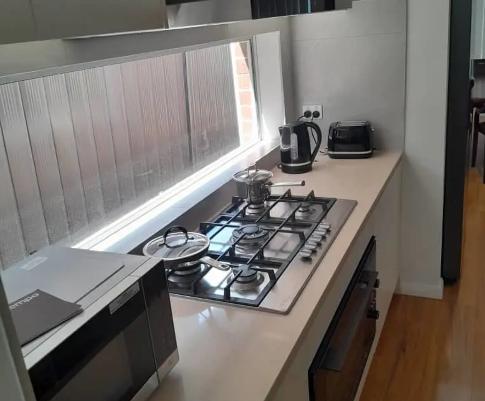 Room for Rent in Bardia, Sydney | $300, Furnished, Shared bathroom - student accommodation in Sydney - img_2