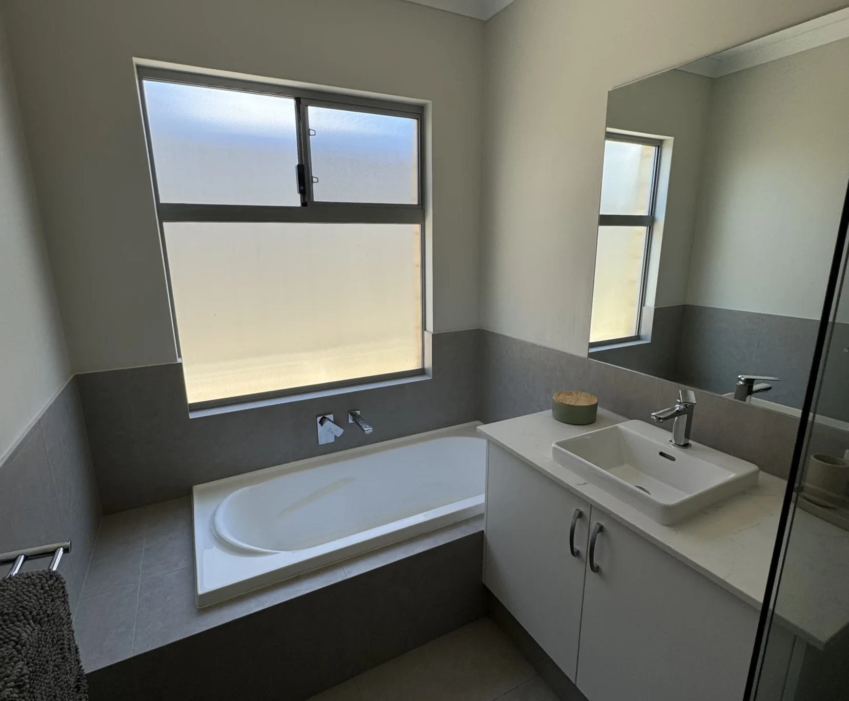 Room for Rent in Hamilton Hill, Perth | $280, Flexible with furnishings, Shared bathroom - student accommodation in Perth - img_2