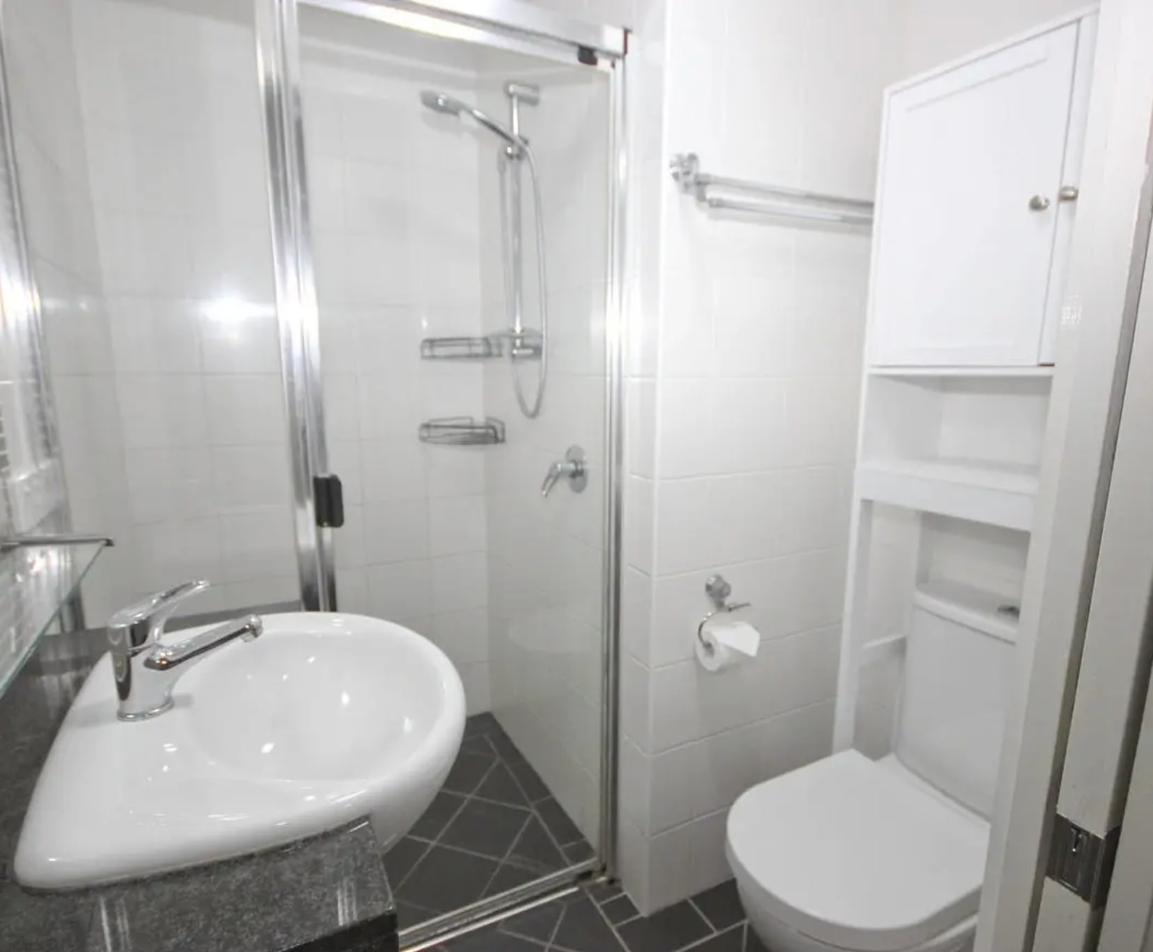 Room for Rent in Bowen Hills, Brisbane | $450, Furnished, Ensuite - student accommodation in Brisbane - img_11