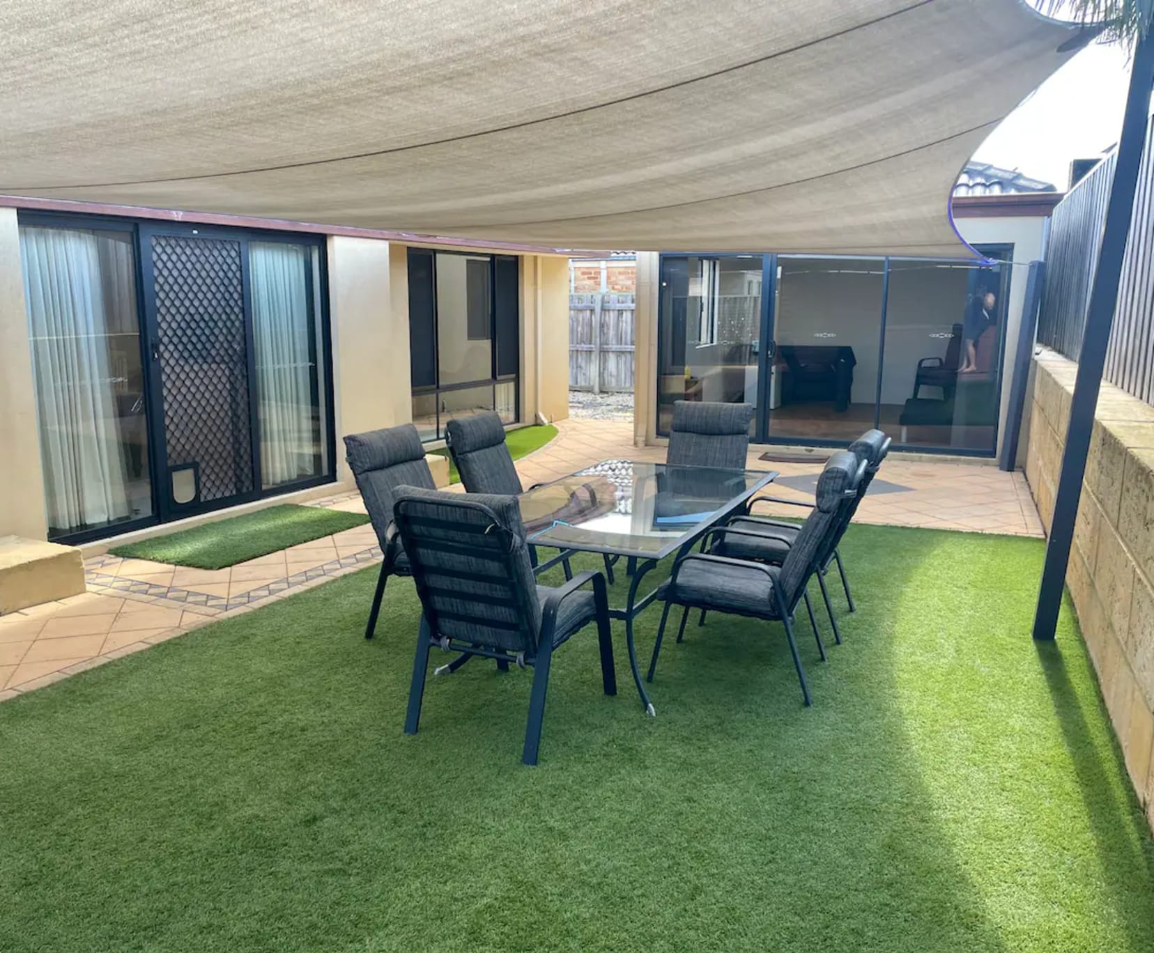 2 Rooms for Rent in Halls Head, Perth | $250, Furnished, Own bathroom - student accommodation in Perth - img_4
