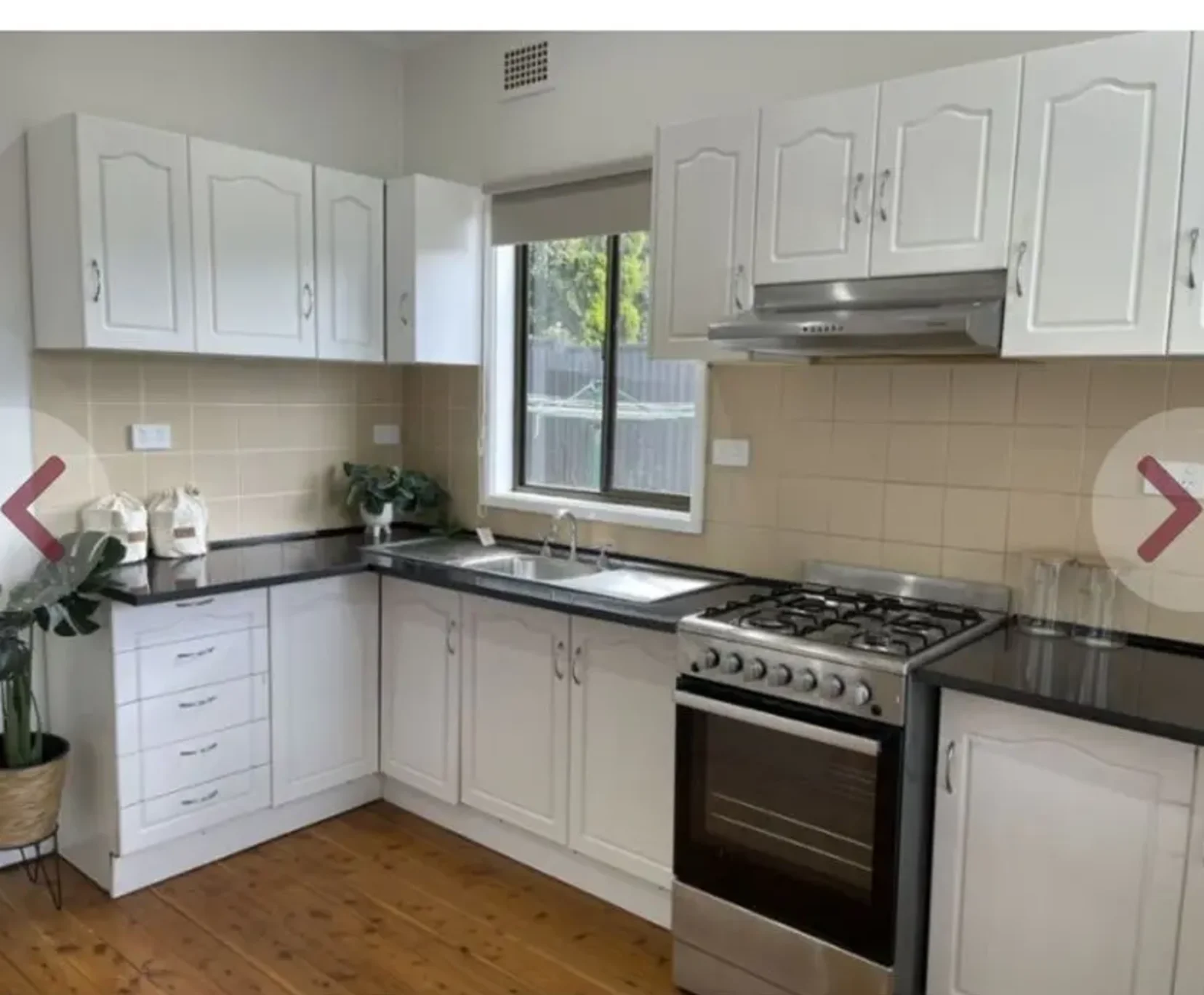 Room for Rent in Seven Hills, Sydney | $290, Furnished, Shared bathroom student accommodation in Sydney - img_5
