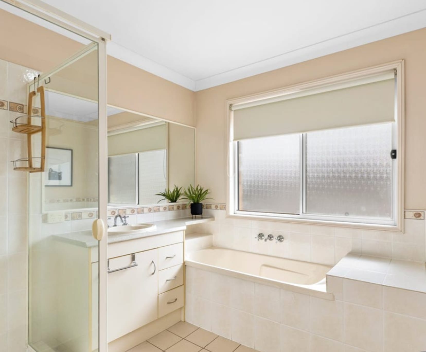 Room for Rent in Ormeau, Gold Coast | $325, Flexible with furnishings, Ensuite - student accommodation in Gold Coast - img_4