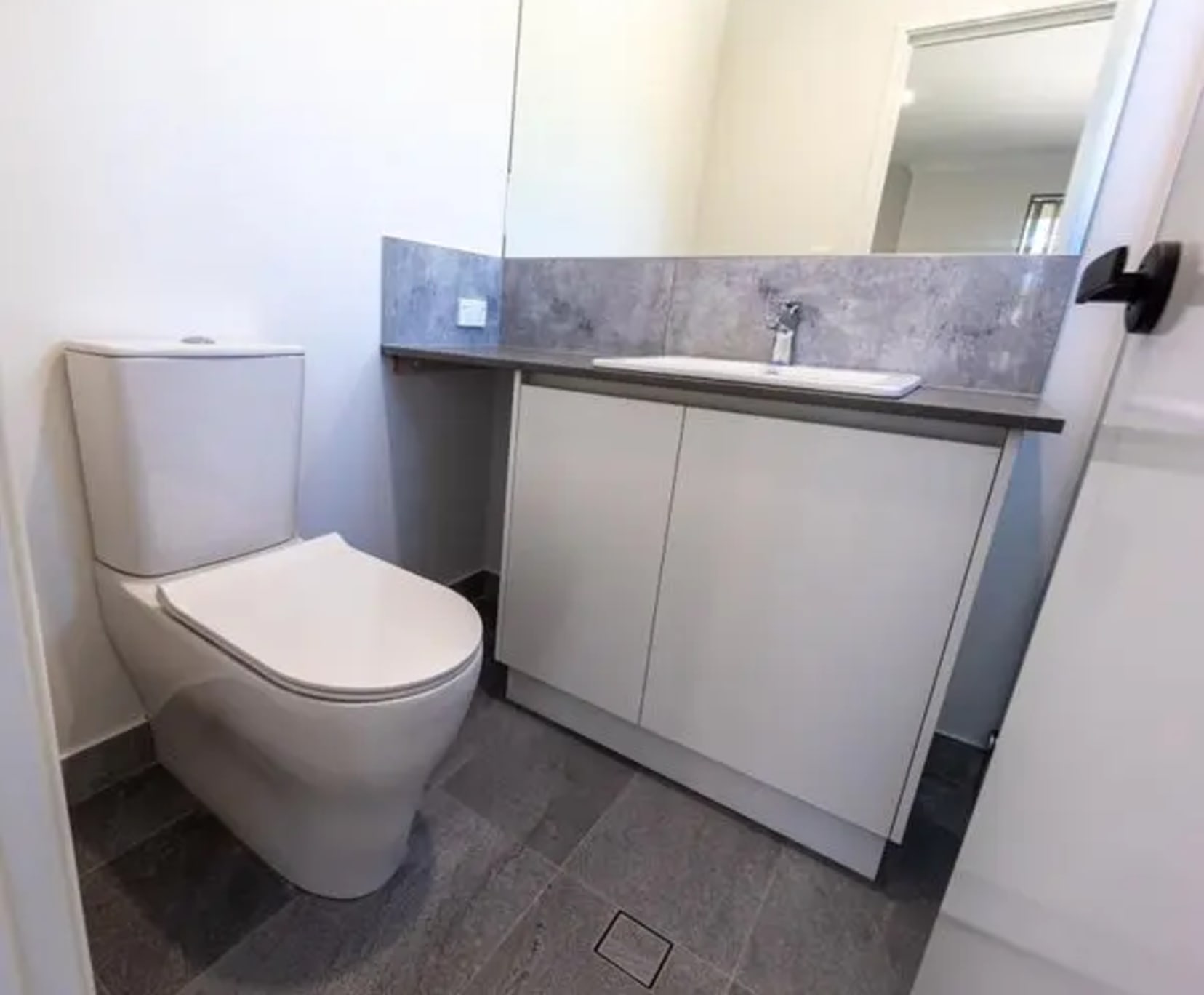 Room for Rent in Belmont, Perth | $400, Unfurnished, Ensuite - student accommodation in Perth - img_6