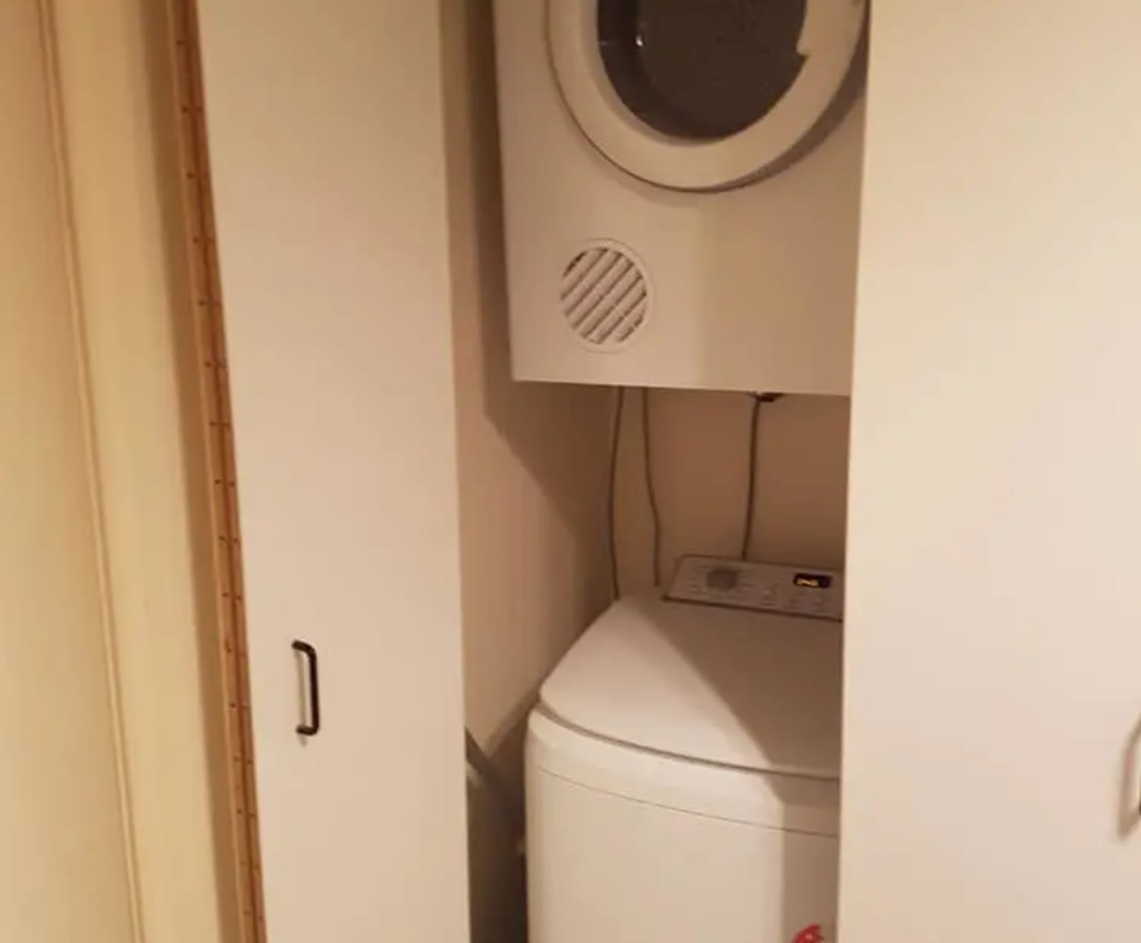 Shared Room for Rent in Melbourne, Melbourne | $185, Furnished, Shared bathroom - student accommodation in Melbourne - img_5