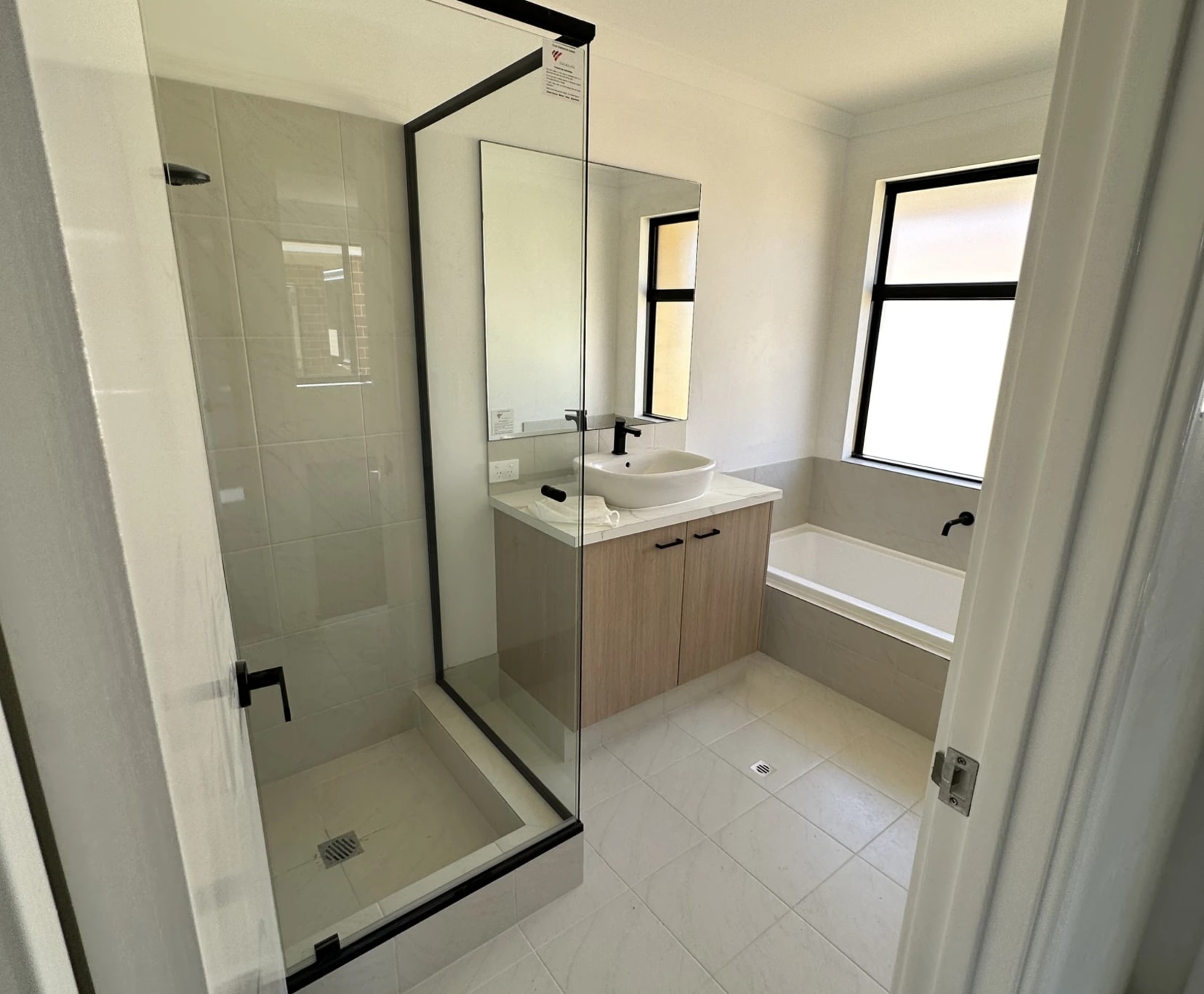 Room for Rent in Harrisdale, Perth | $290, Furnished, Shared bathroom student accommodation in Perth - img_6