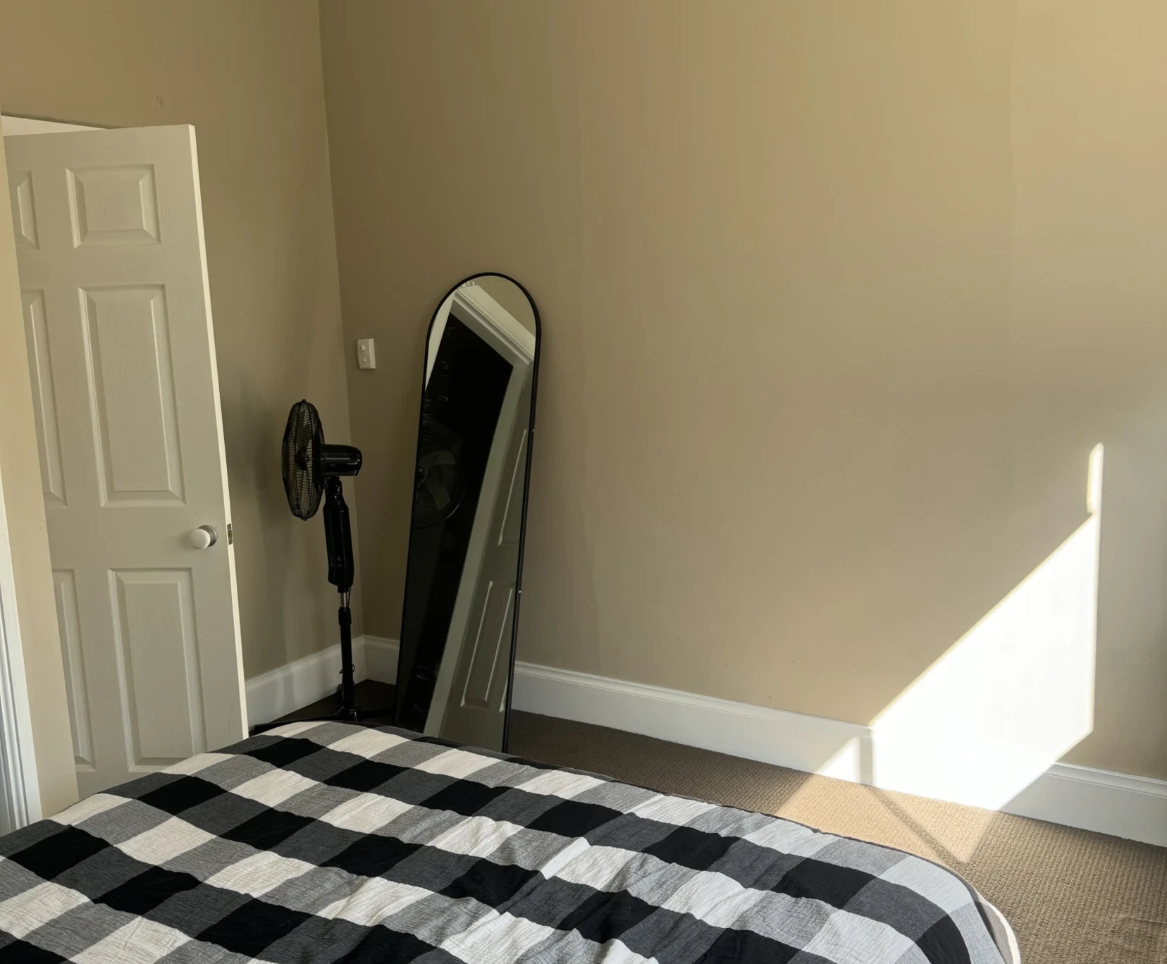 Room for Rent in Cobbitty, Sydney | $350, Furnished, Own bathroom student accommodation in Sydney - img_1
