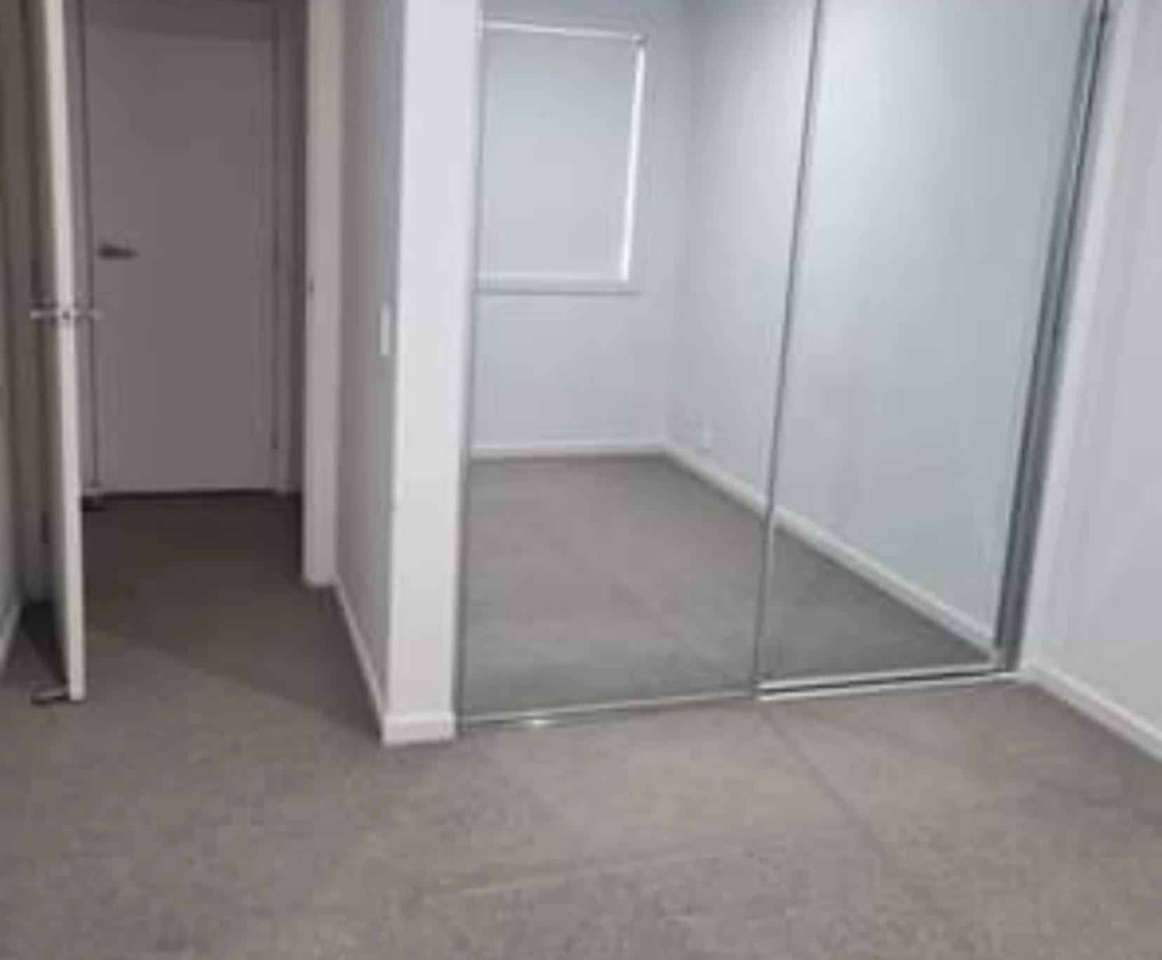 Shared Room for Rent in Ingleburn, Sydney | $270, Flexible with furnishings, Shared bathroom student accommodation in Sydney - img_3