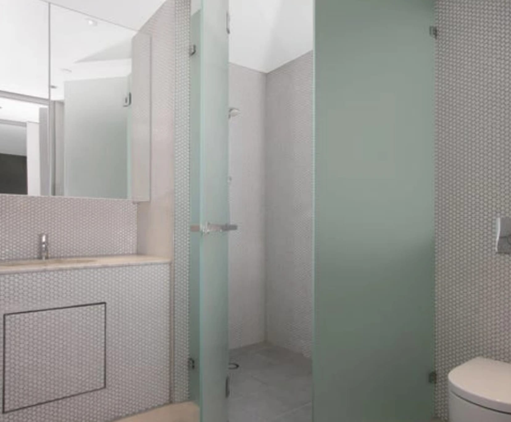 Whole Property for Rent in Kingston, Canberra | $700, Unfurnished, Own bathroom - student accommodation in Canberra - img_2