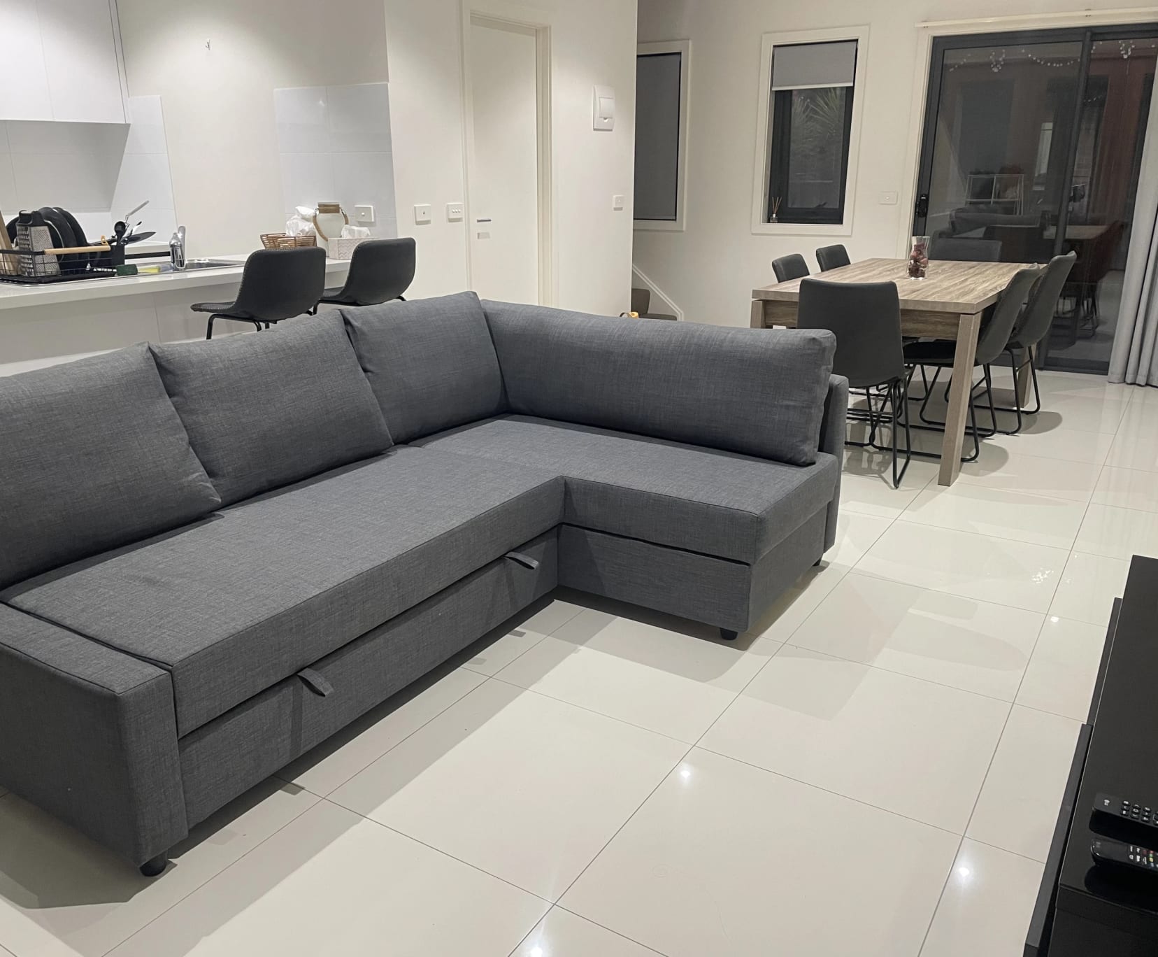 Room for Rent in Wanniassa, Canberra | $280, Unfurnished, Own bathroom - student accommodation in Australia - img_1