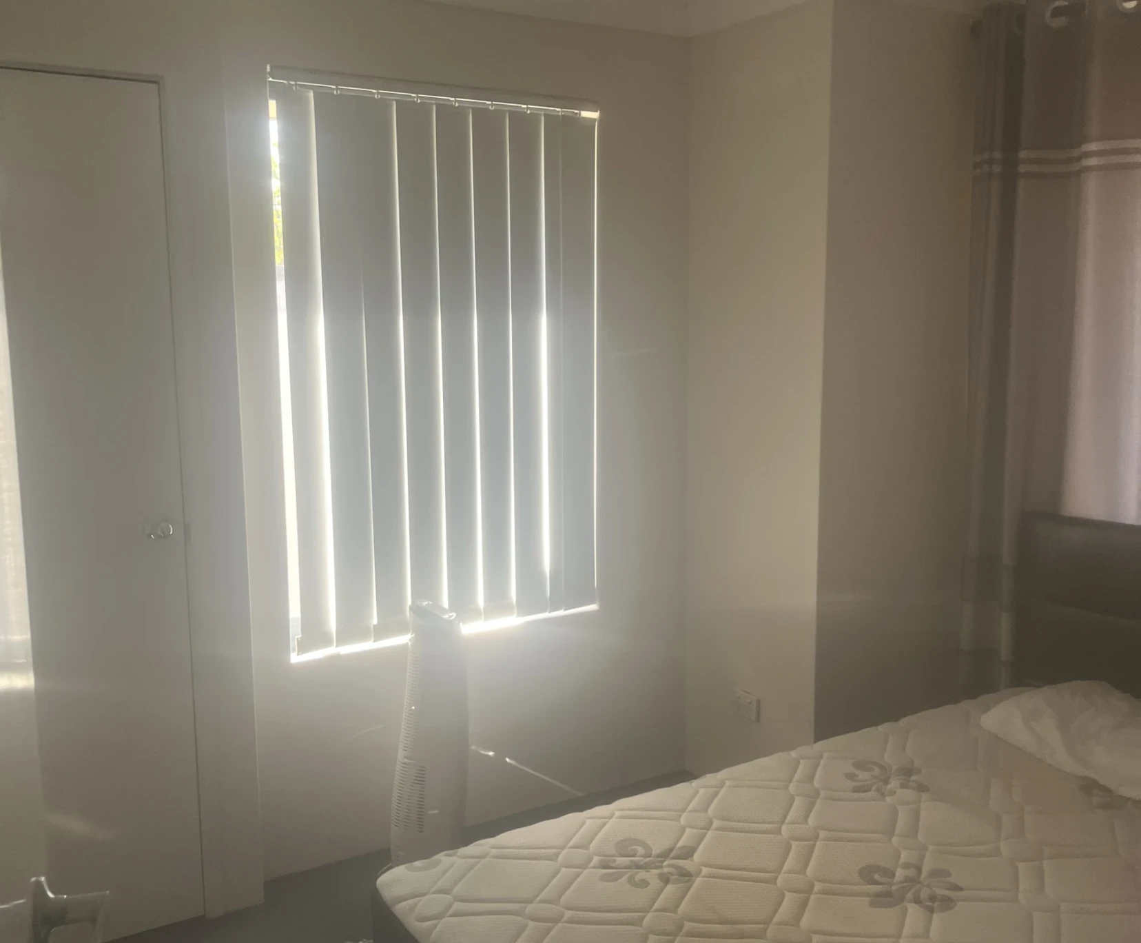 2 Rooms for Rent in Hilbert, Perth | $320, Unfurnished, Shared bathroom student accommodation in Perth - img_2