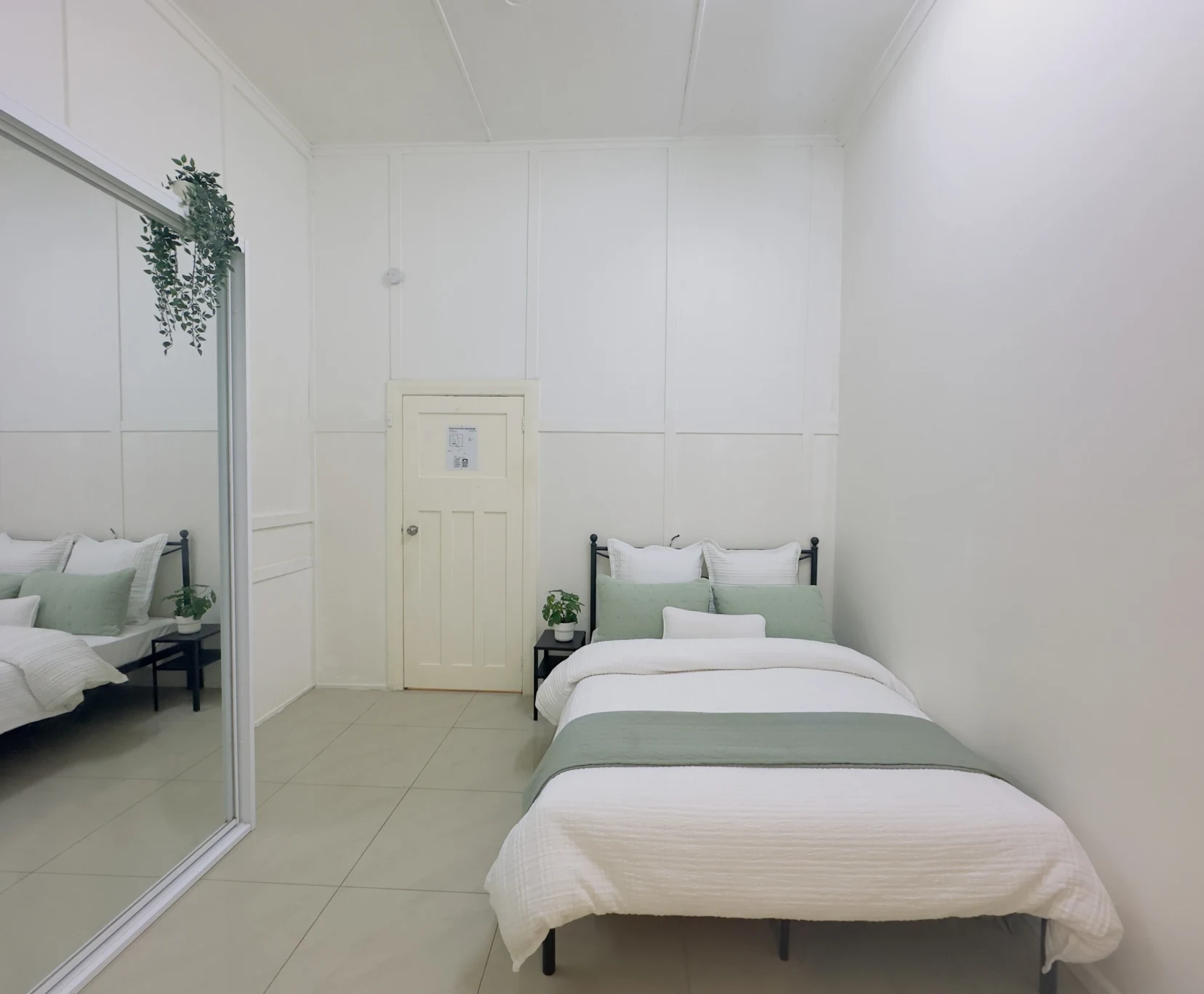 Room for Rent in Seven Hills, Sydney | $290, Furnished, Shared bathroom student accommodation in Sydney - img_7
