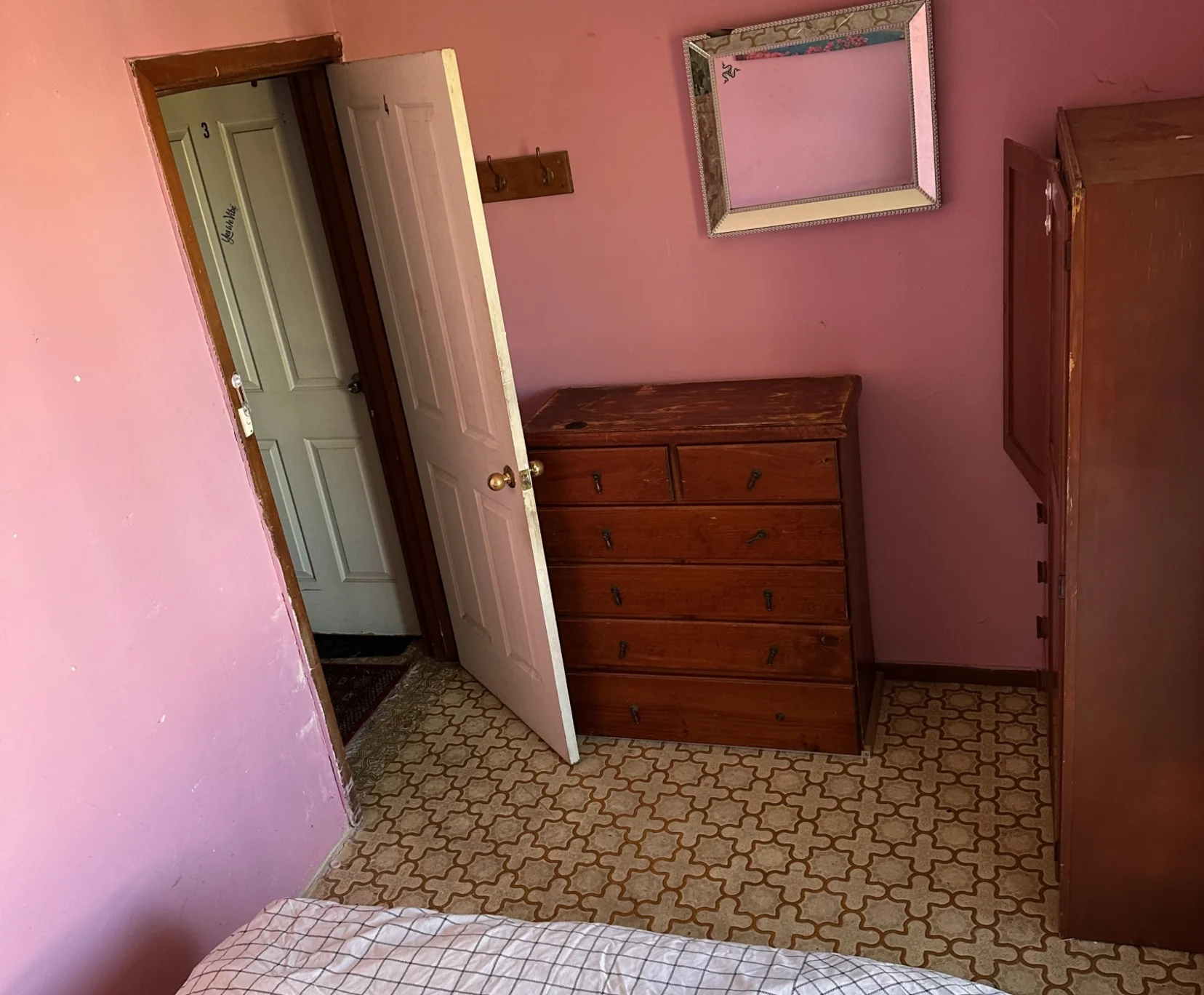 Room for Rent in Hamilton Hill, Perth | $220, Furnished, Shared bathroom - student accommodation in Perth - img_3