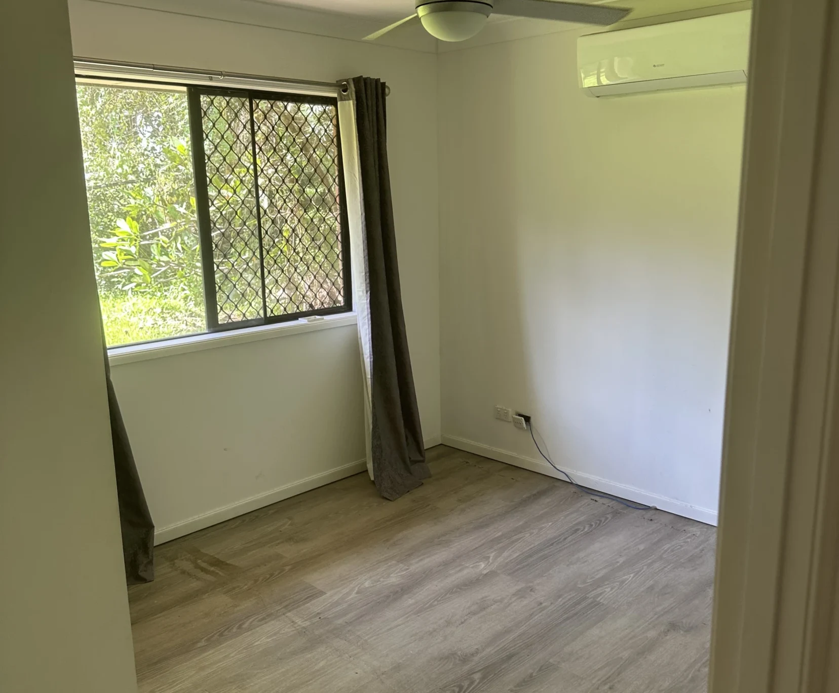 Room for Rent in Gaven, Gold Coast | $275, Unfurnished, Shared bathroom - student accommodation in Gold Coast - img_2