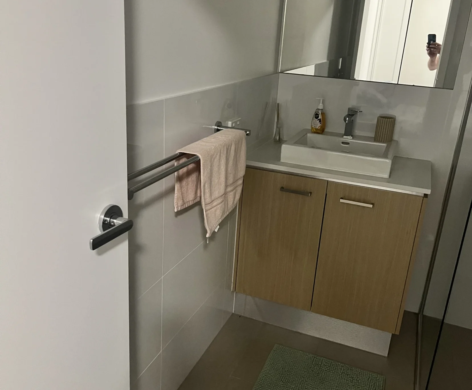 Room for Rent in Cobbitty, Sydney | $350, Furnished, Own bathroom student accommodation in Sydney - img_2