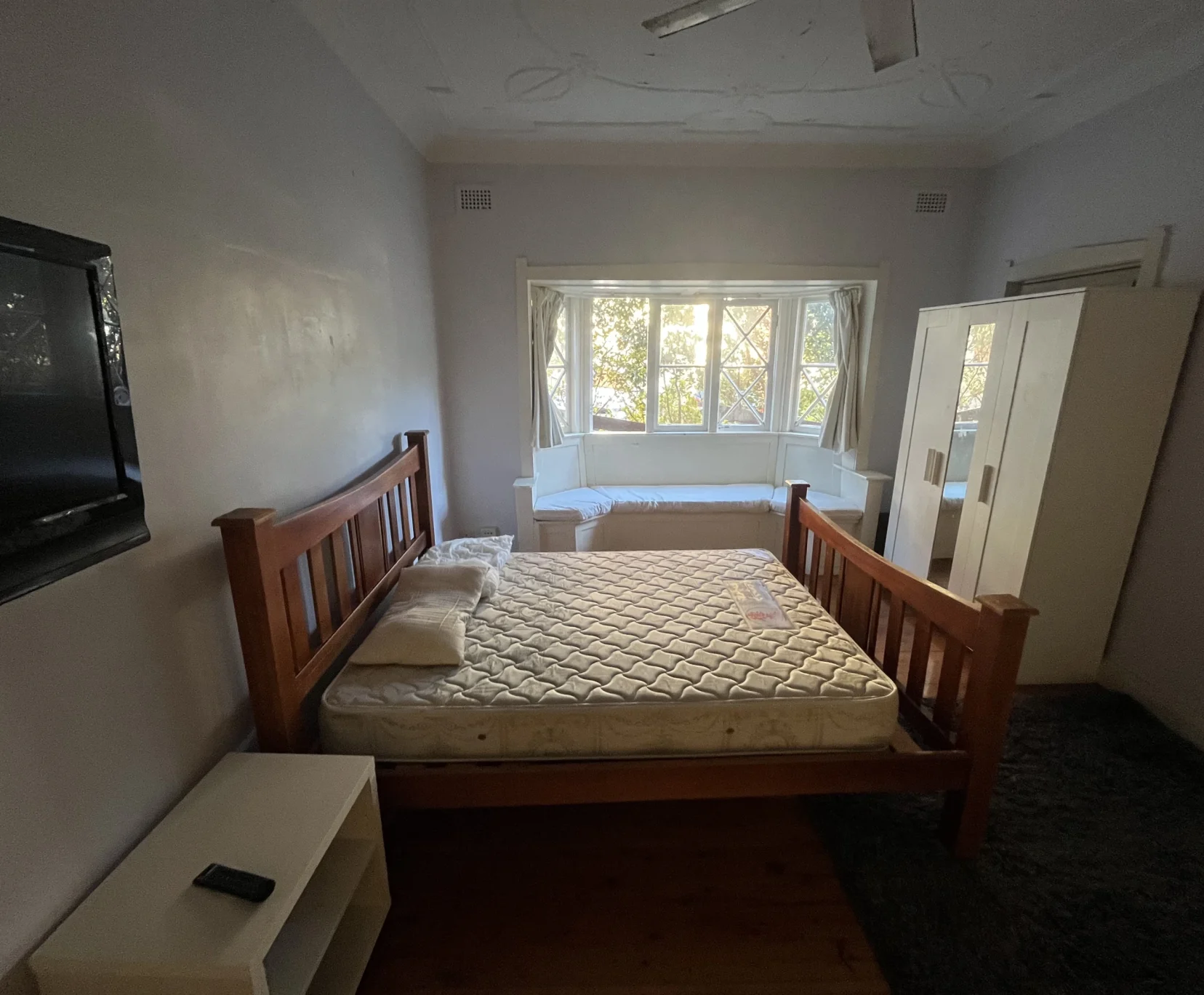 Room for Rent in Kingsford, Sydney | $360, Furnished, Shared bathroom student accommodation in Sydney - img_10