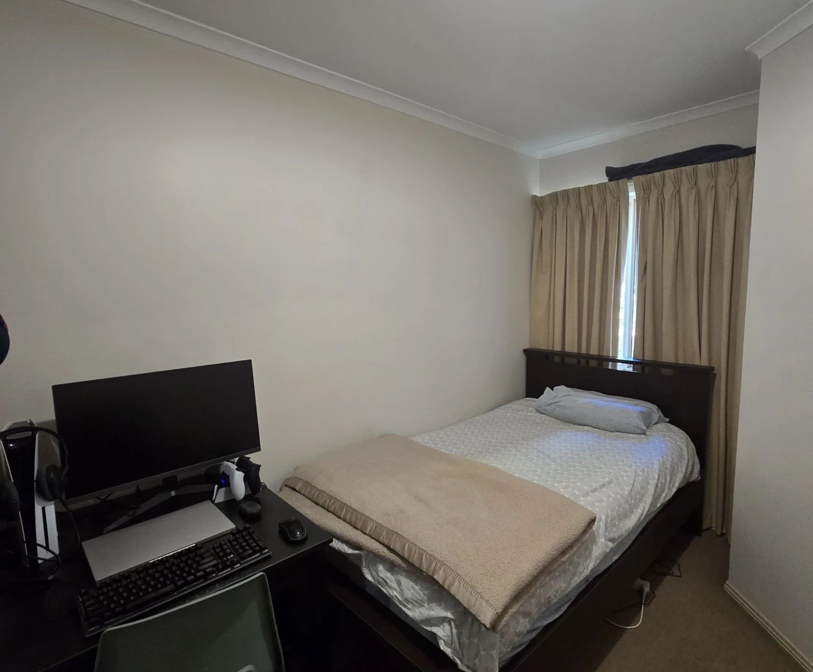 Room for Rent in Kingston, Canberra | $310, Furnished, Ensuite - student accommodation in Canberra - img_4