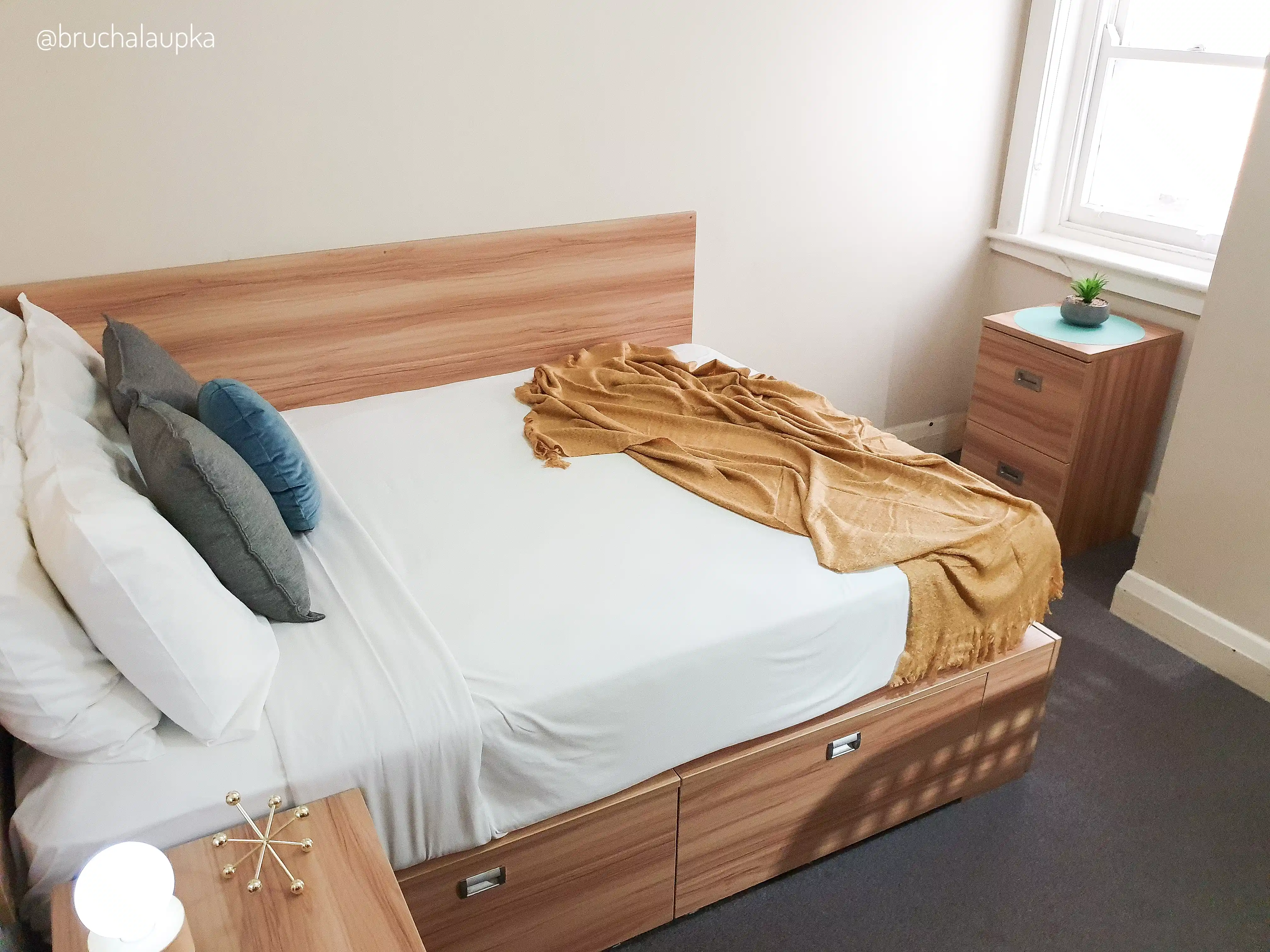 2 Rooms for Rent in Potts Point, Sydney | $385-400, Flexible with furnishings, Shared bathroom student accommodation in Elizabeth Bay - img_1