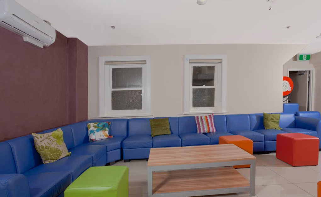 2 Rooms for Rent in Potts Point, Sydney | $385-400, Flexible with furnishings, Shared bathroom student accommodation in Elizabeth Bay - img_2