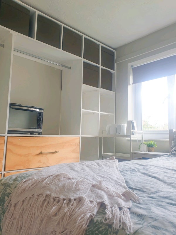 Available 19th July Modern decor Cozy Double room - student accommodation in Aldershot - img_4