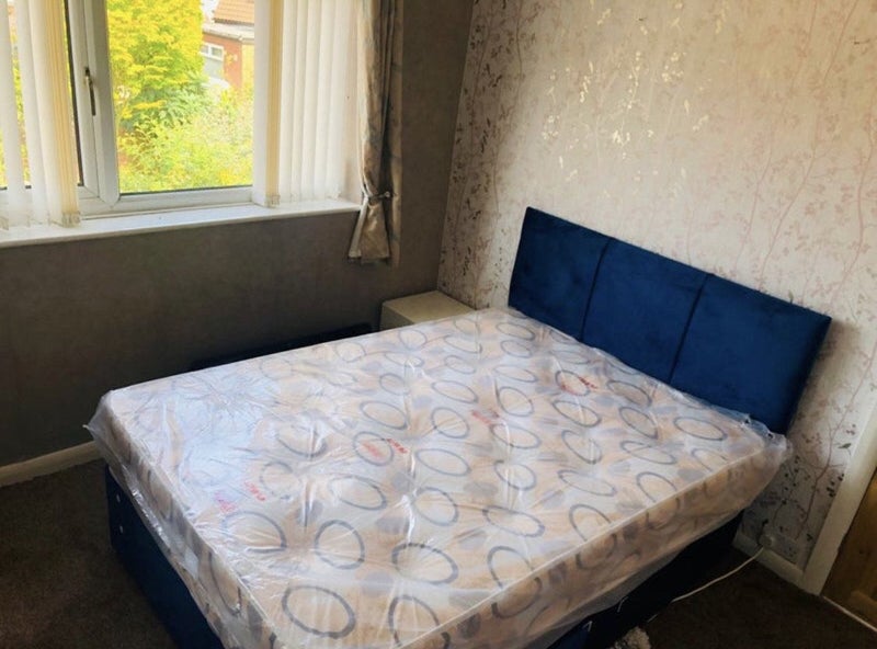 (Available) New Kings Size Bedroom - student accommodation in Manchester - img_3