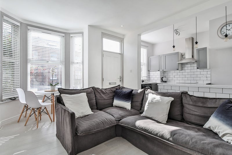 Available Now - 5 bed house share - bills inc - student accommodation in Headingley - img_3