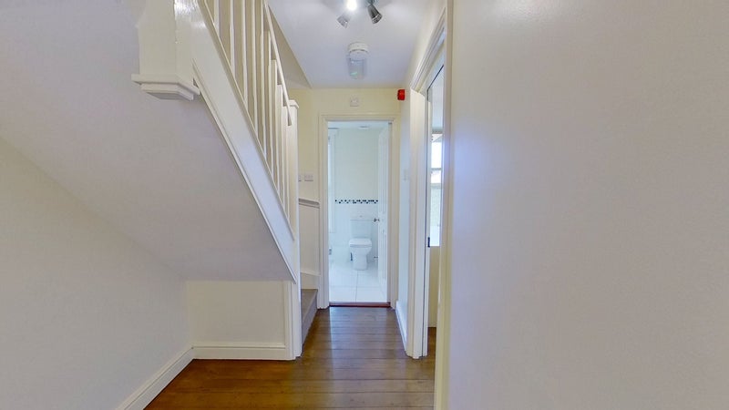 Available Now For Students And Professionals - student accommodation in Lenton - img_9