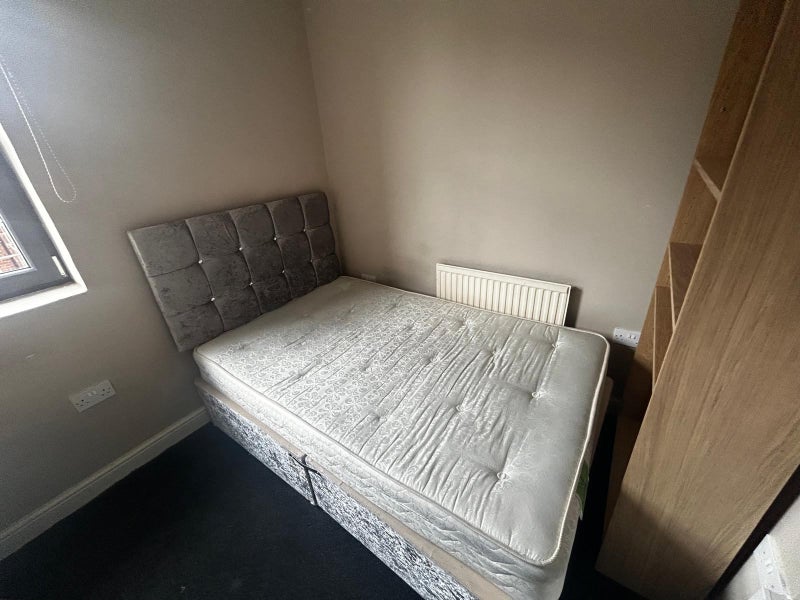 Available Now - Room In Shared House -Burford Rd - student accommodation in Nottingham - img_2