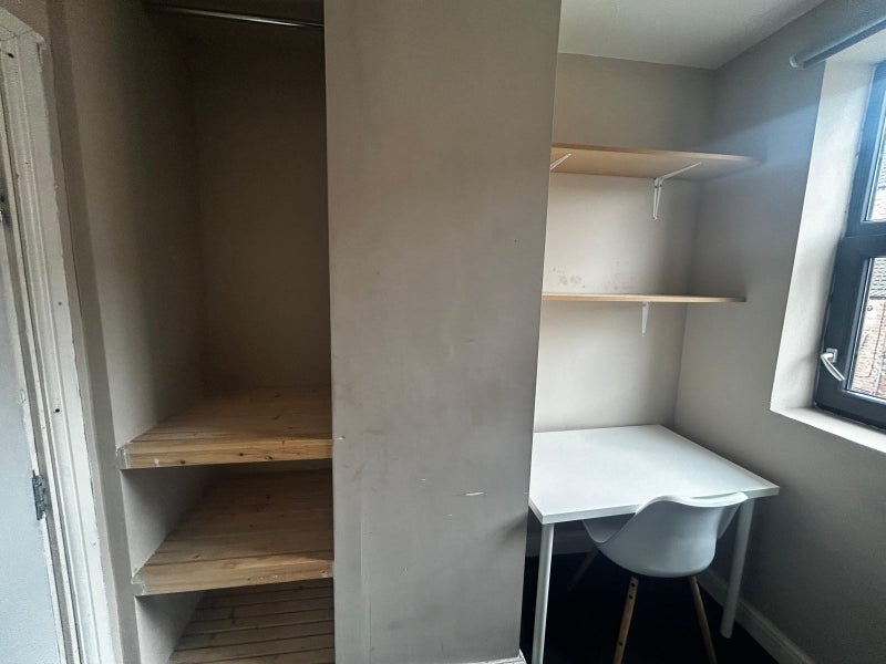 Available Now - Room In Shared House -Burford Rd - student accommodation in Nottingham - img_7
