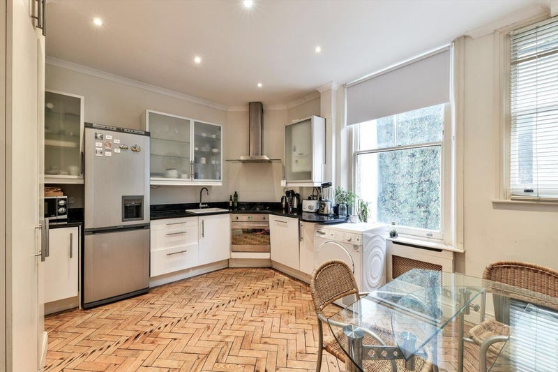 Beautiful 2 bedroom - upmarket Kensington Flat - student accommodation in High Street Kensington - img_4