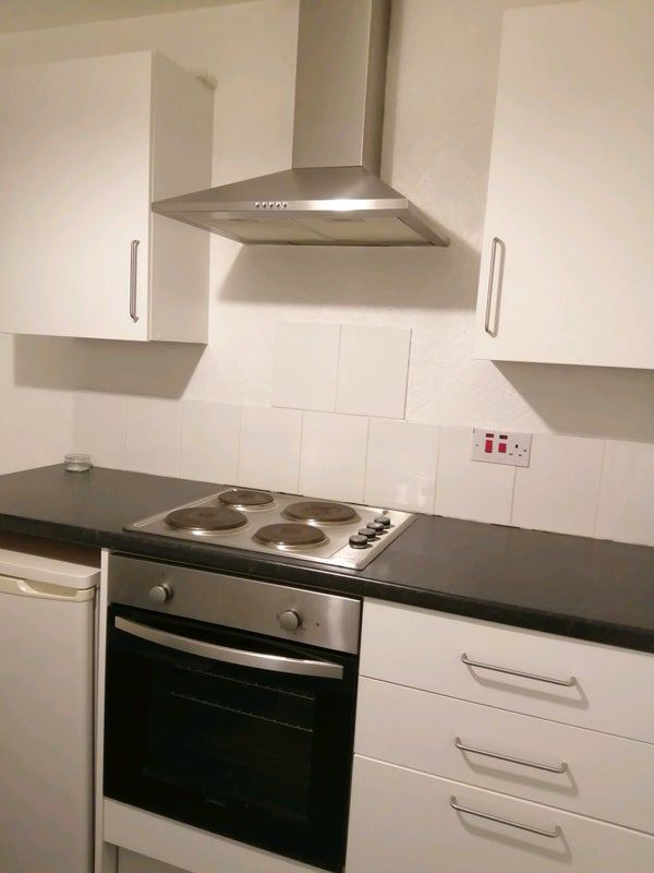 Beautiful Bedroom Available - student accommodation in Peterborough - img_5