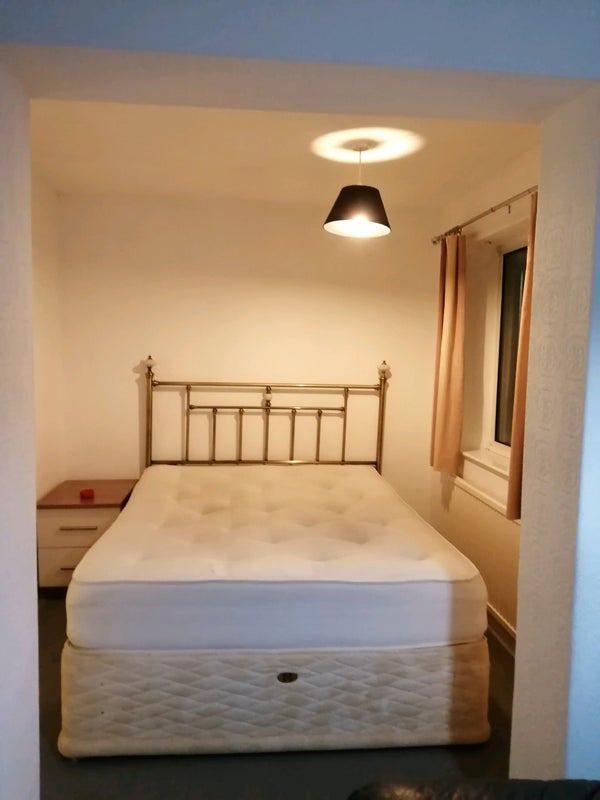 Beautiful Bedroom Available - student accommodation in Peterborough - img_2