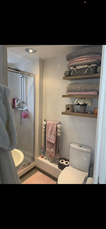 Beautiful Double Bedroom/ Ensuite available ASAP! - student accommodation in Muswell Hill - img_5