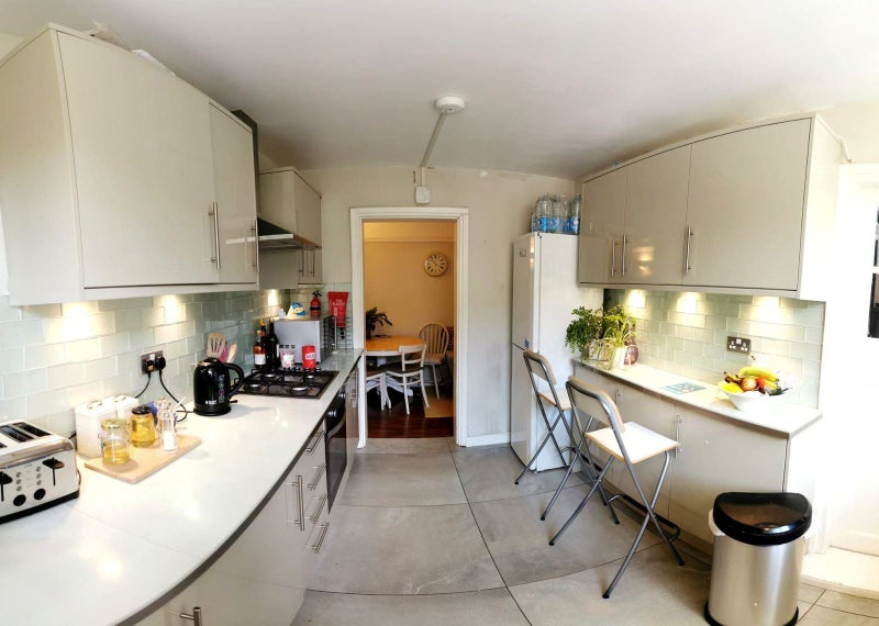 Beautiful Double room close to Angel Station - student accommodation in London WC1 - img_5