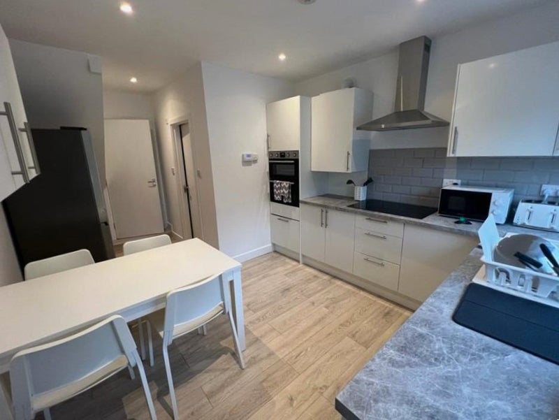 Beautiful Ensuite Room for Rent in Canary Wharf - student accommodation in Canary Wharf - img_2