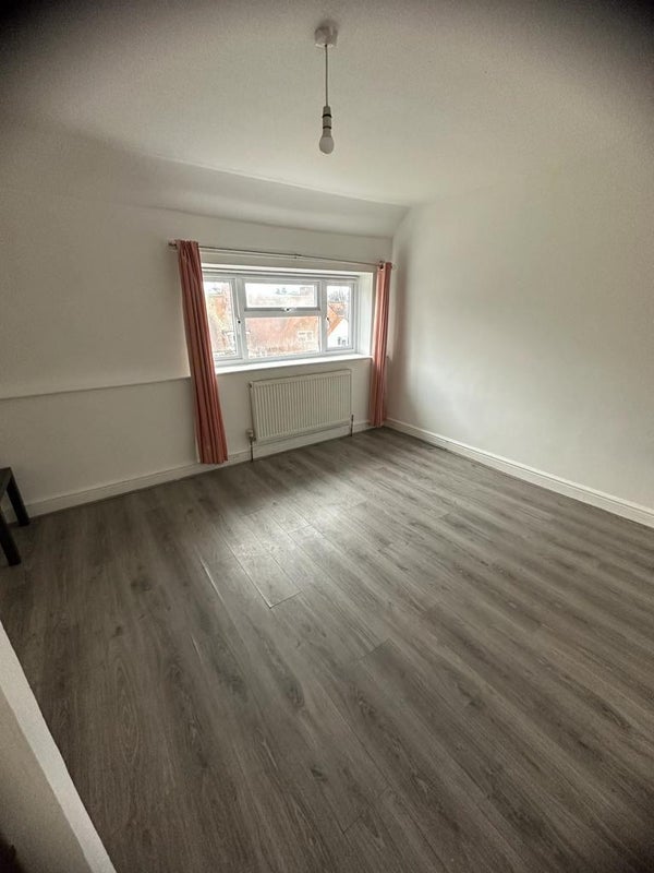 Beautiful Large Five Bedroom Home - student accommodation in St. Albans - img_6